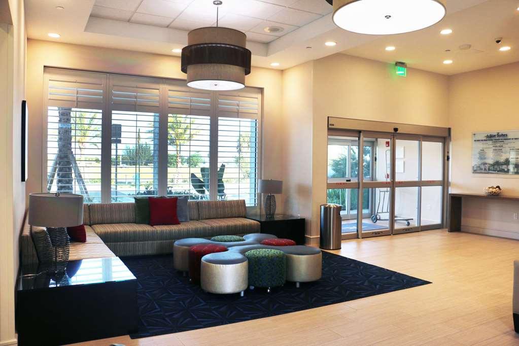 Star Suites - A Vero Beach Hotel Интерьер фото